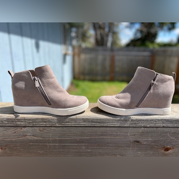 Grey Perforated Wedge Sneaker Wide Width - Picture 6 of 14